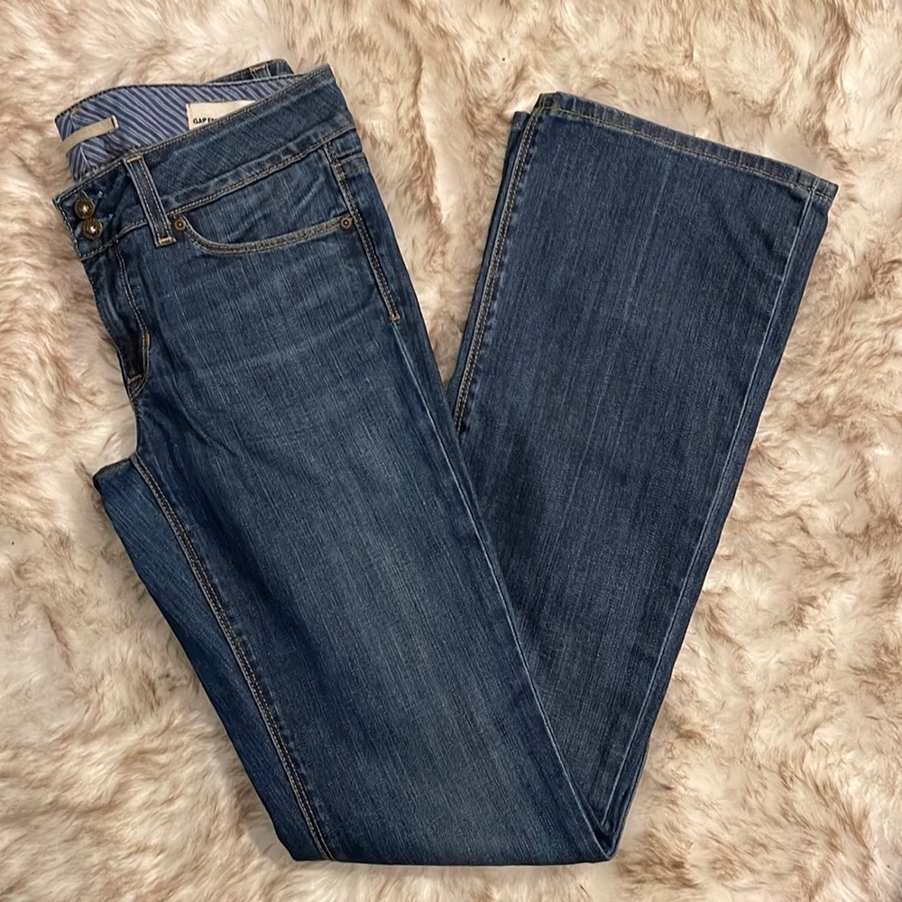 SOLD! Gap 1969 boot cut jeans